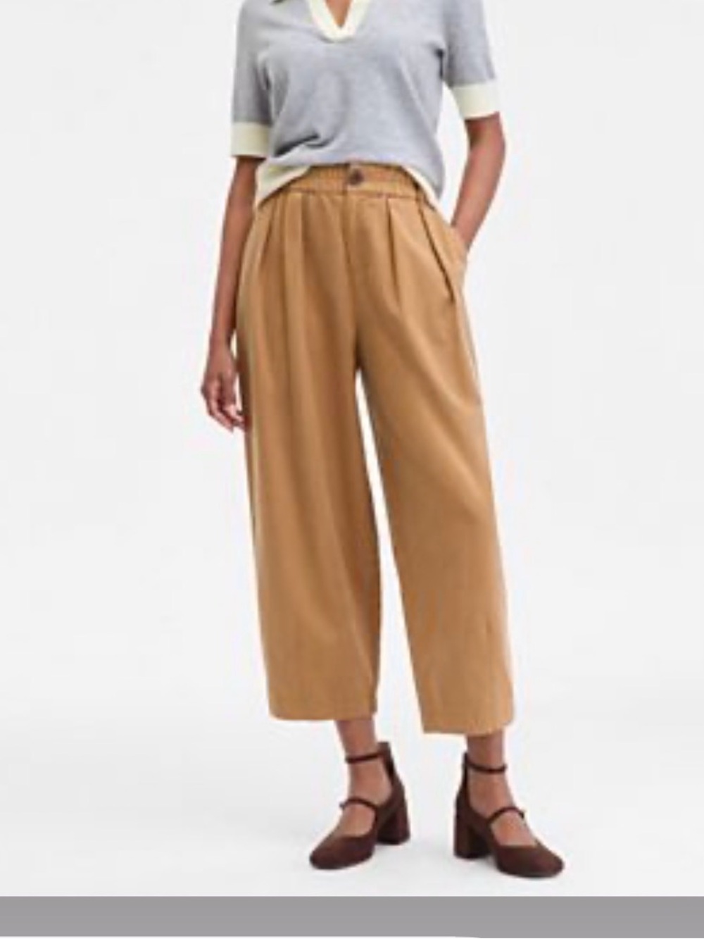 Barrel pleated pants